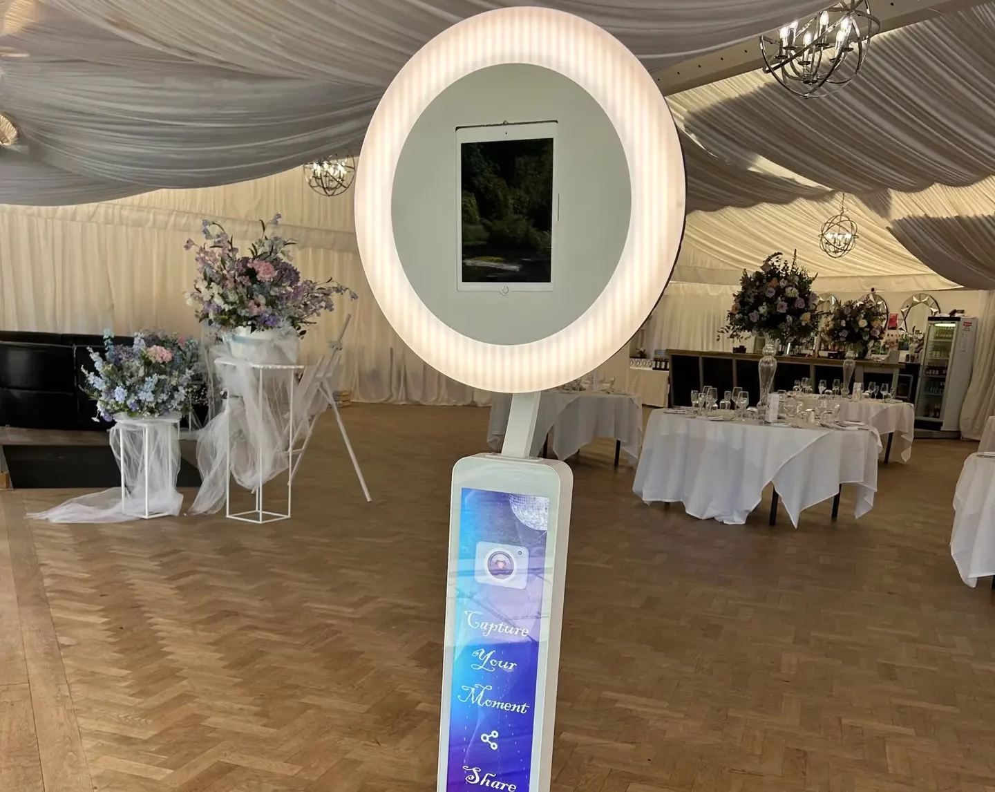 Home 3 Digital selfie pod photo booth in Cumbria and the Lake District